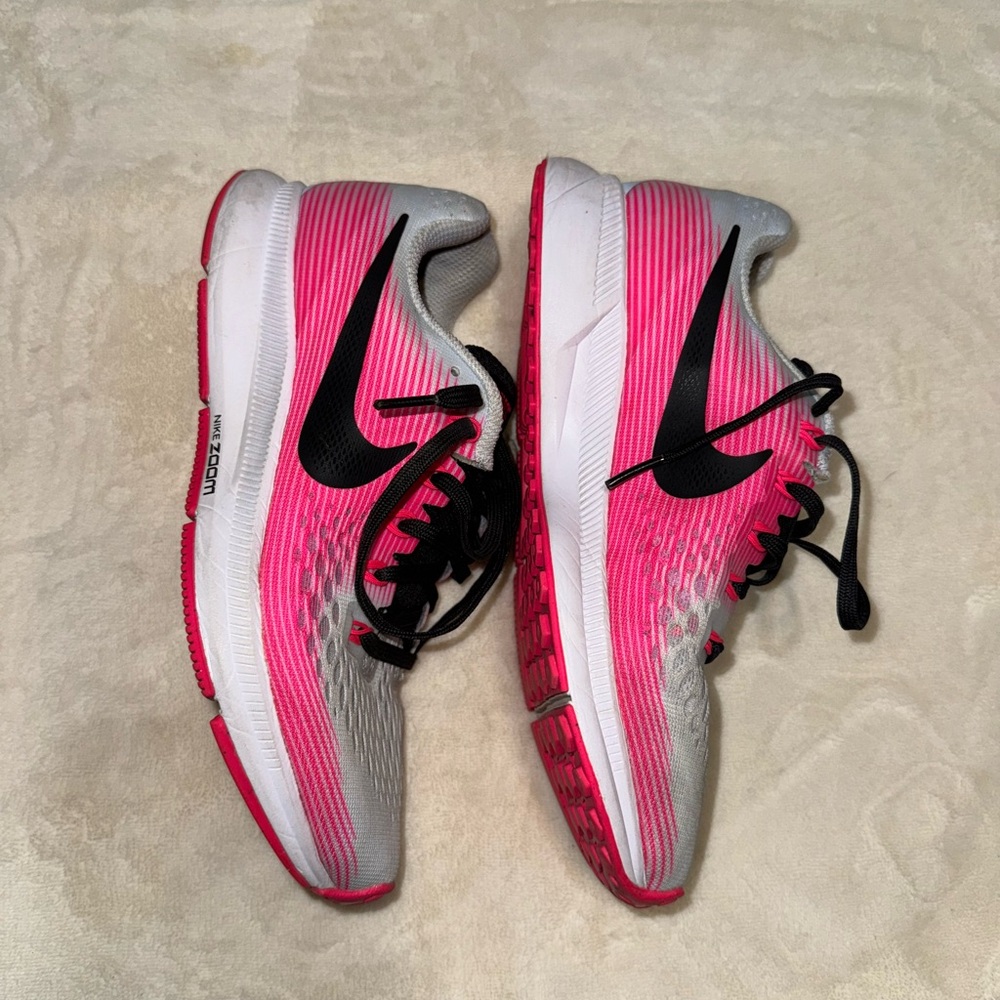Women’s Nike Pegasus 34 Size 6.5